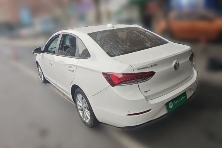 别克 英朗 2018款 15T 双离合精英型 国V车身外观5