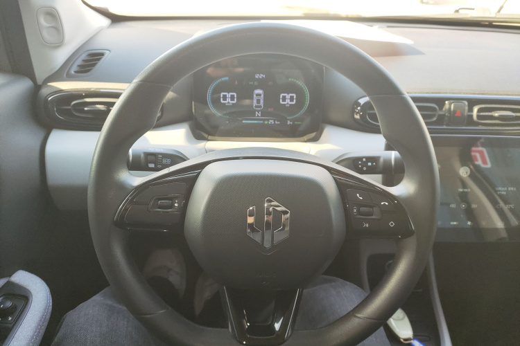 零跑汽车 零跑T03 2022款 皓玉版中控内饰13