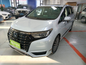 本田 艾力绅 2024款 2.0L e:HEV 豪华版