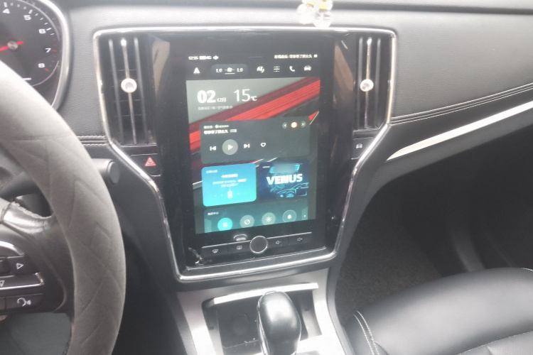 荣威RX5 2016款 20T 两驱自动互联网智享版局部细节16