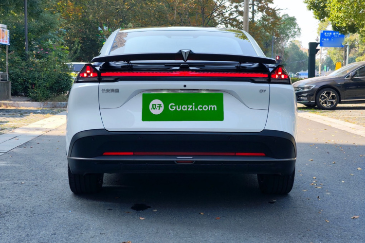 深蓝汽车 深蓝L07 2024款 230Max乾崑智驾ADS SE增程版车身外观6006