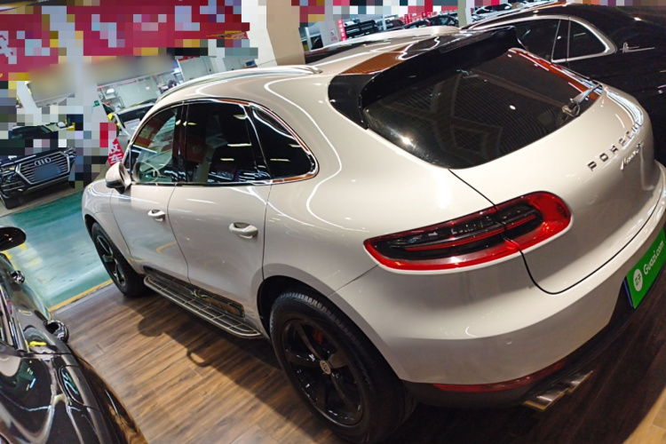 保时捷 2014款 Macan 2.0T车身外观4