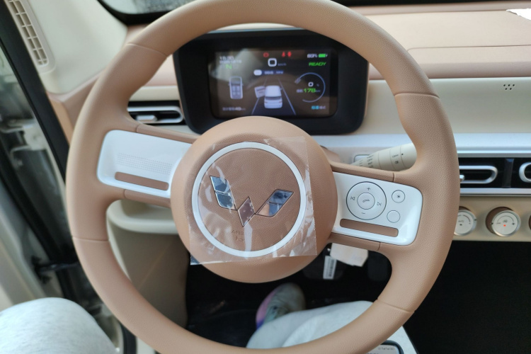 五菱汽车 宏光MINIEV 2024款 第三代 215km 青春版中控内饰13