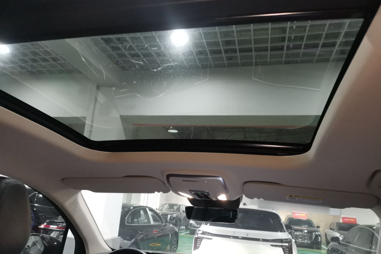 红旗HS7 PHEV 2024款 2.0T PHEV 四驱旗畅版 6座中控内饰22