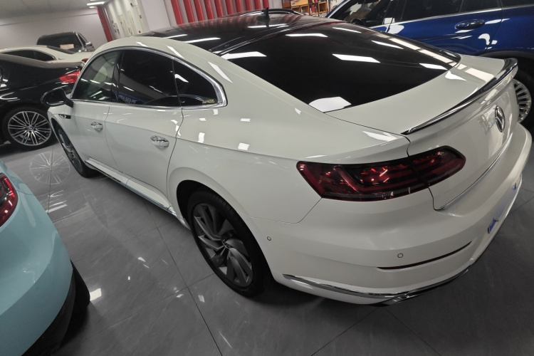 一汽-大众CC 2021款 380TSI 夺目版车身外观4