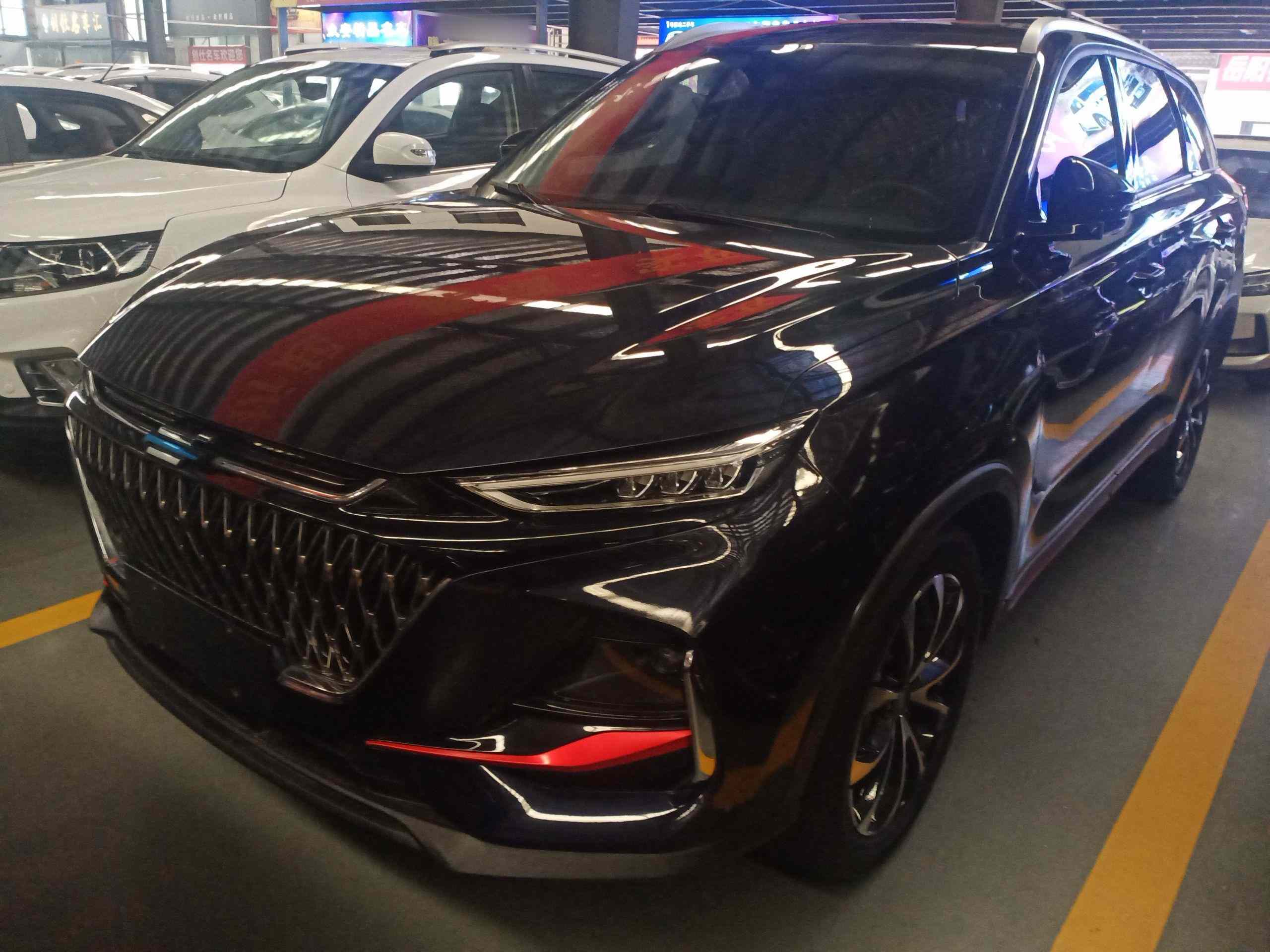 长安欧尚X7 PLUS 2023款 畅享版 1.5T自动尊贵型(2)