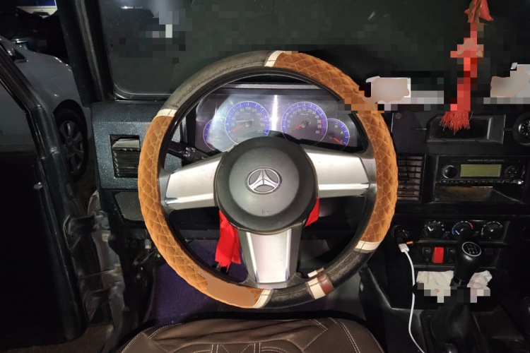 BAW北汽制造 战旗 2016款 2.0L CK豪华型 国V中控内饰13