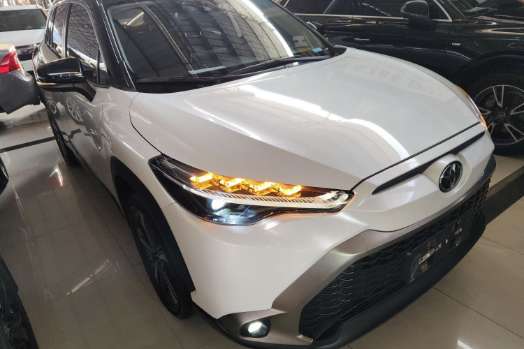 丰田 锋兰达 2022款 2.0L CVT豪华PLUS版车身外观6002