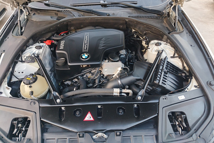 宝马5系 2014款 525Li 领先型局部细节24