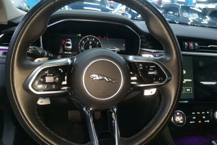 捷豹XFL 2023款 XFL 2.0T P200 两驱精英豪华版局部细节13