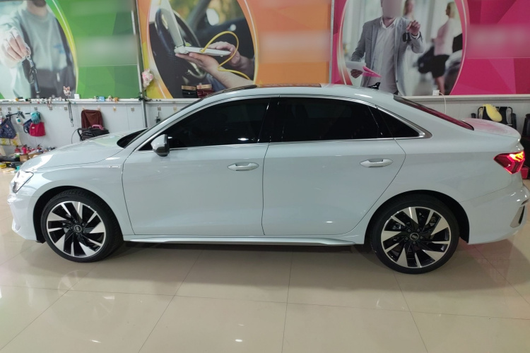 奥迪A3 2024款 A3L Limousine 35 TFSI 时尚运动型车身外观4