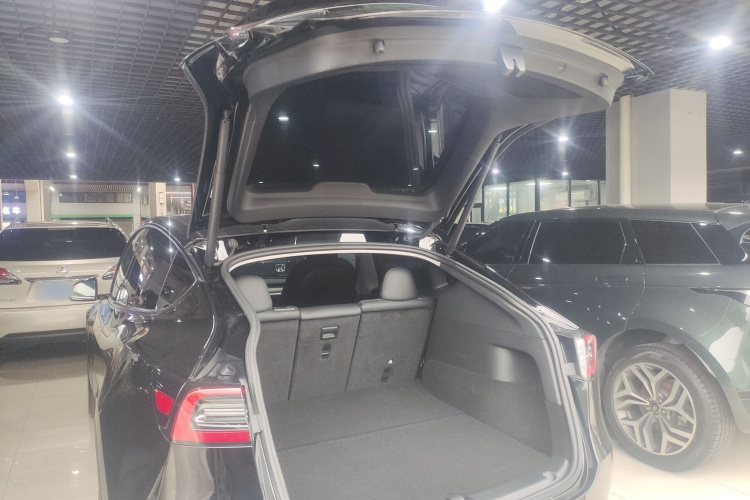 特斯拉 Model Y 2022款 改款 后轮驱动版局部细节23