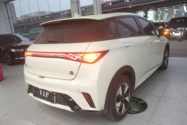 比亚迪 海豚 2025款 420km 时尚版车身外观6002