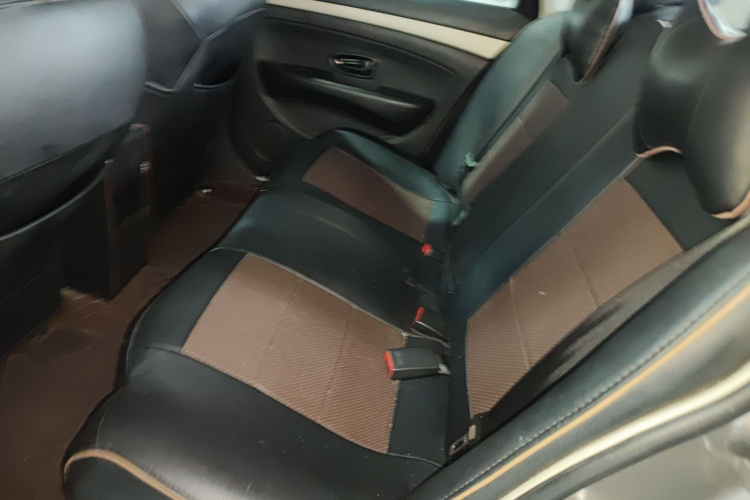 日产 轩逸 2019款 经典 1.6XE+ CVT智联领先版中控内饰21