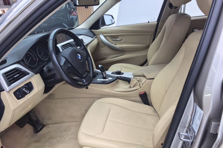 宝马3系 2014款 320Li 时尚型车身外观6005