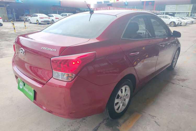 现代 瑞纳 2017款 1.4L 自动跃享版 国V车身外观7