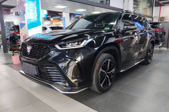 丰田 皇冠陆放 2021款 2.5L HEV四驱尊贵版