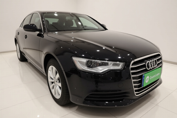 奥迪A6L 2014款 TFSI 舒适型车身外观3