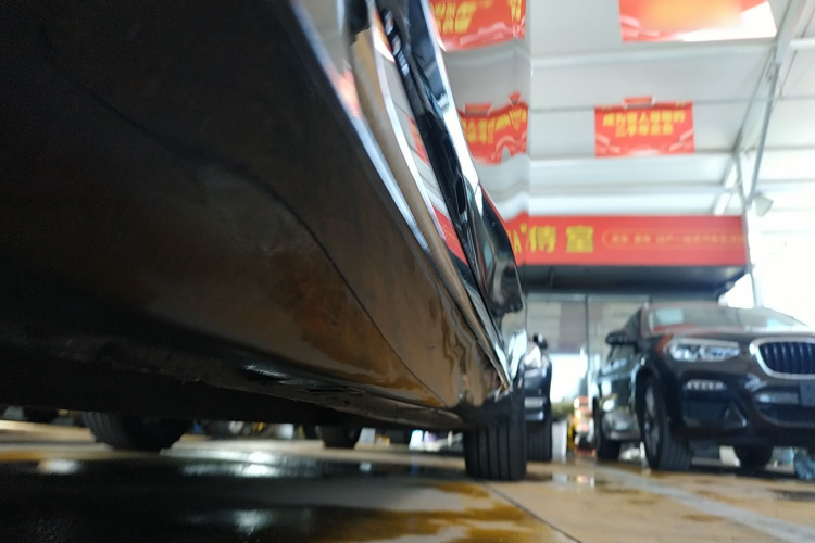 红旗H5 2023款 2.0T 自动智联旗畅版局部细节9002