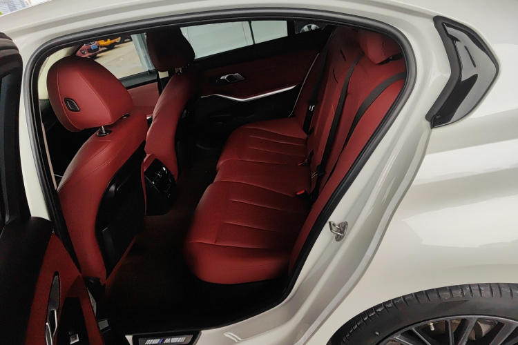 宝马3系 2022款 325Li M运动曜夜套装中控内饰7004