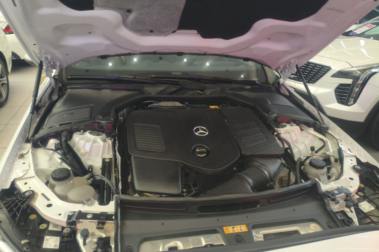 奔驰C级 2022款 C 260 L机舱底盘24