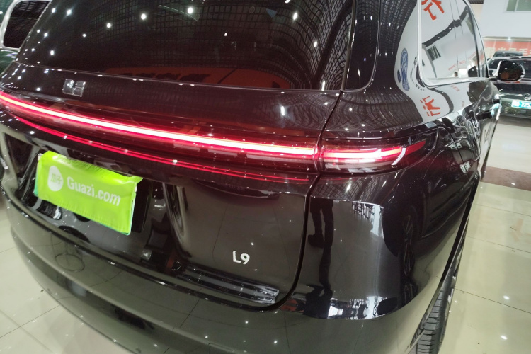 理想汽车 理想L9 2022款 Max车身外观9