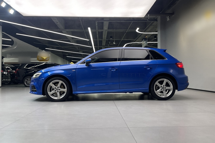 奥迪A3 2019款 Sportback 35 TFSI 时尚型 国VI车身外观6004