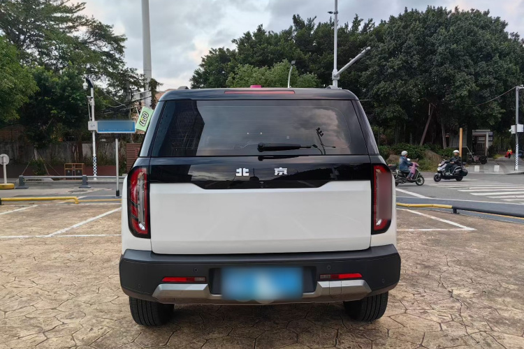 北京BJ30 2024款 1.5T 魔核电驱进阶版车身外观6005