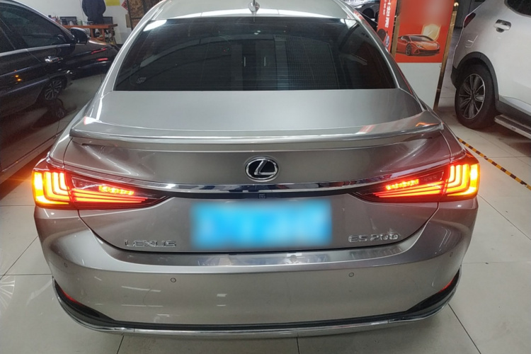 雷克萨斯ES 2021款 200 卓越版车身外观6004