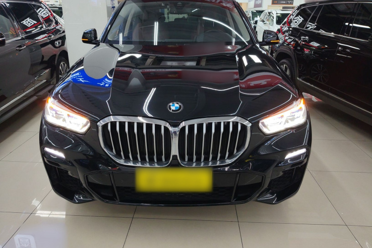 宝马X5(进口) 2019款 xDrive40i M运动套装车身外观2