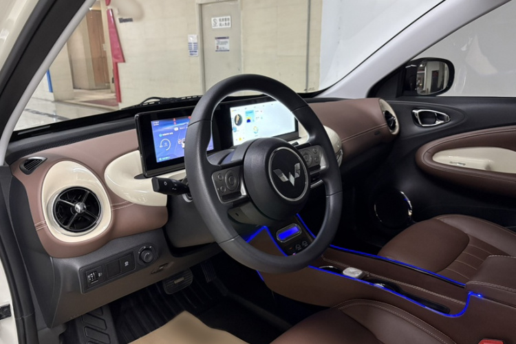 五菱汽车 五菱缤果 2023款 333km 悦享+款中控内饰7002