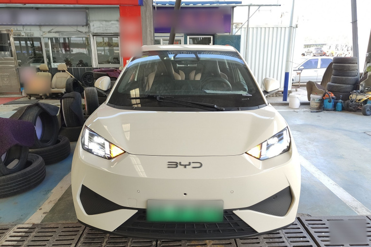 比亚迪 海鸥 2025款 智驾版 305km 自由版车身外观2