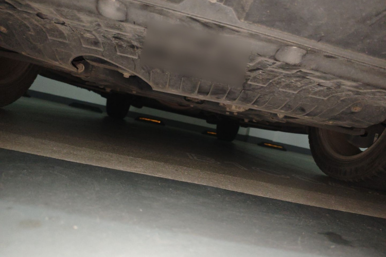 比速汽车 比速T5 2017款 1.5T 手动尊贵型局部细节9008