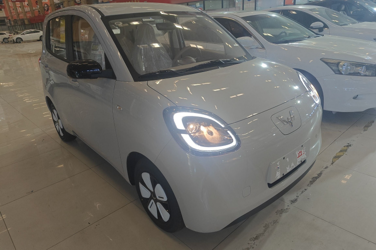 五菱汽车 宏光MINIEV 2025款 四门版 进阶款车身外观3