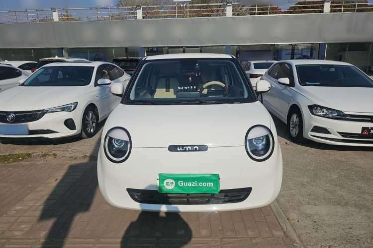 长安启源 长安Lumin 2023款 205km 香沁款车身外观2