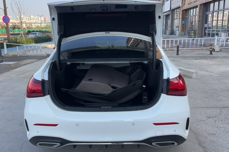 奔驰A级 2025款 A 200 L 时尚型局部细节23