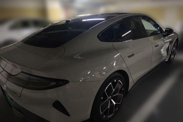 小米汽车 小米SU7 2024款 后驱标准创始版车身外观7