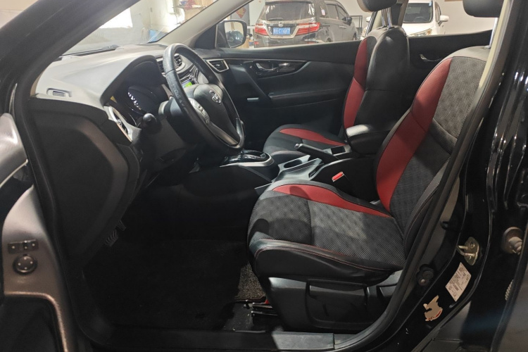 日产 逍客 2016款 2.0L CVT豪华版局部细节19