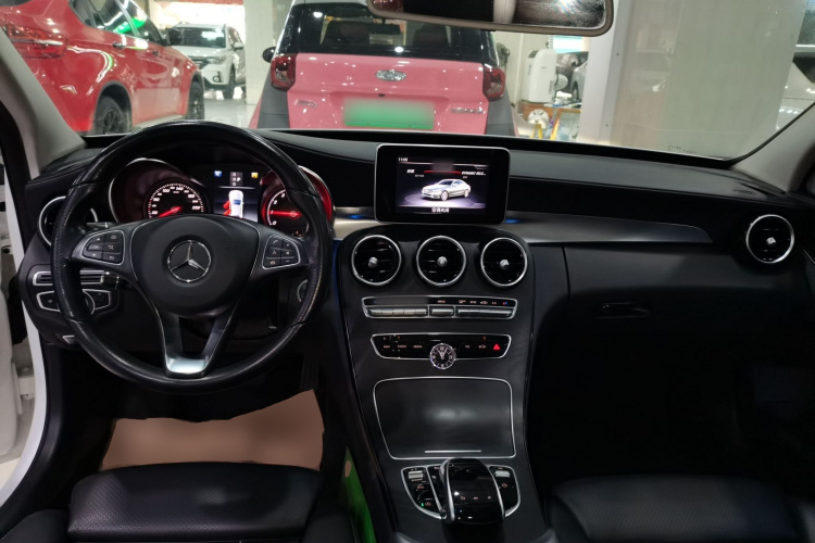 奔驰C级 2018款 C 180 L 时尚型运动版中控内饰12