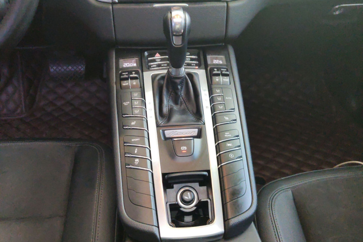 保时捷 2017款  Macan 2.0T局部细节18