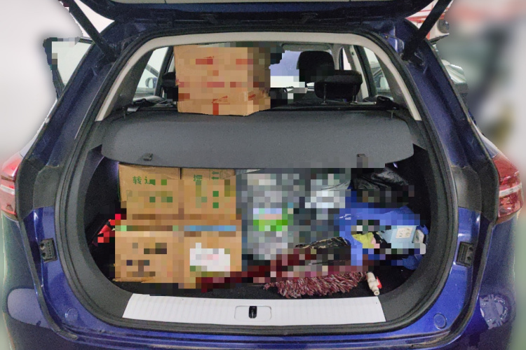 红旗HS5 2019款 2.0T 智联旗享版中控内饰23