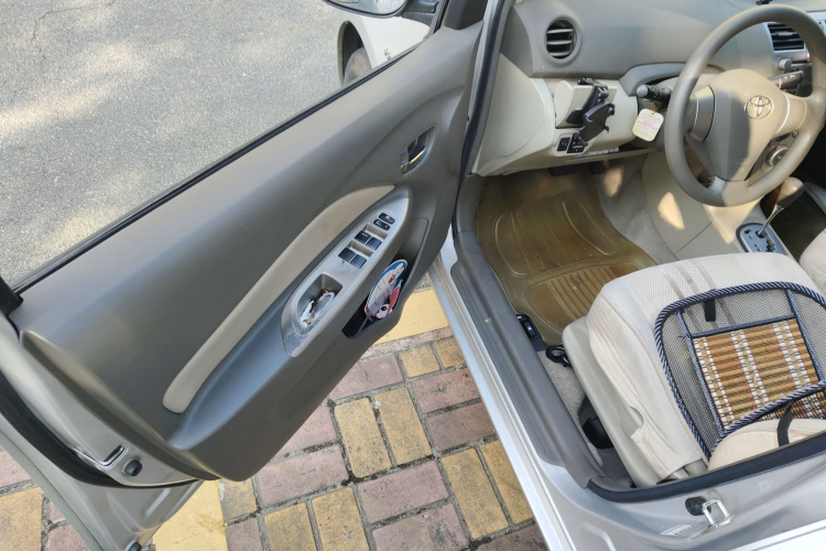 丰田 威驰 2008款 1.6L GL-i 特别纪念版 AT中控内饰7003