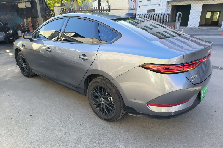 比亚迪 秦PLUS 2025款 EV 智驾版 420KM领先型车身外观4