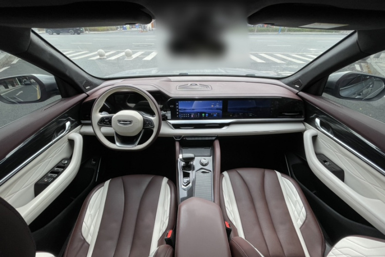 吉利汽车 星越L 2021款 2.0TD DCT EVO两驱智尊型中控内饰7006