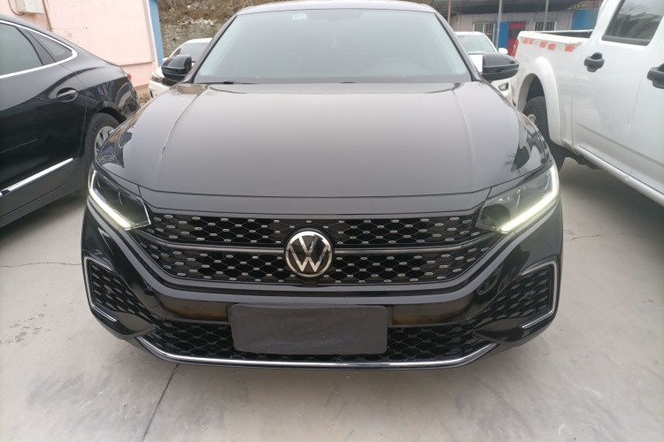 大众 帕萨特 2023款 改款 330TSI 星空精英版车身外观2