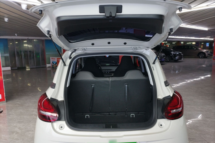 五菱汽车 五菱缤果 2024款 203km 轻享款局部细节23