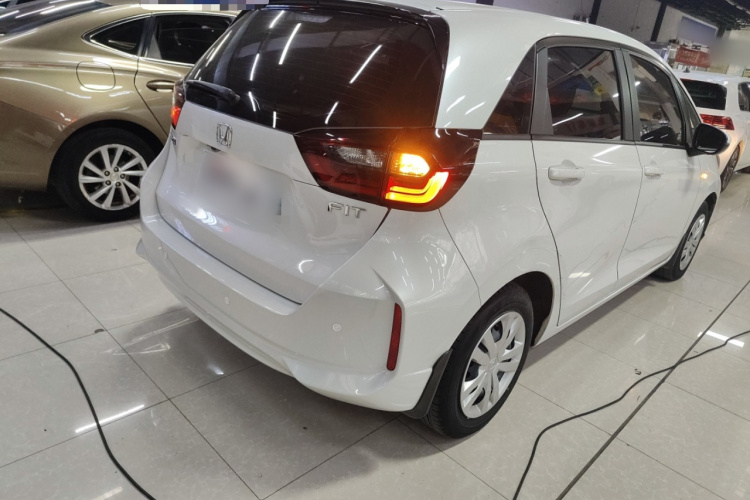 本田 飞度 2023款 1.5L CVT潮享版车身外观7