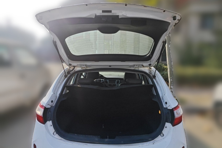 凯翼C3R 2015款 1.5L AMT金钻版中控内饰23