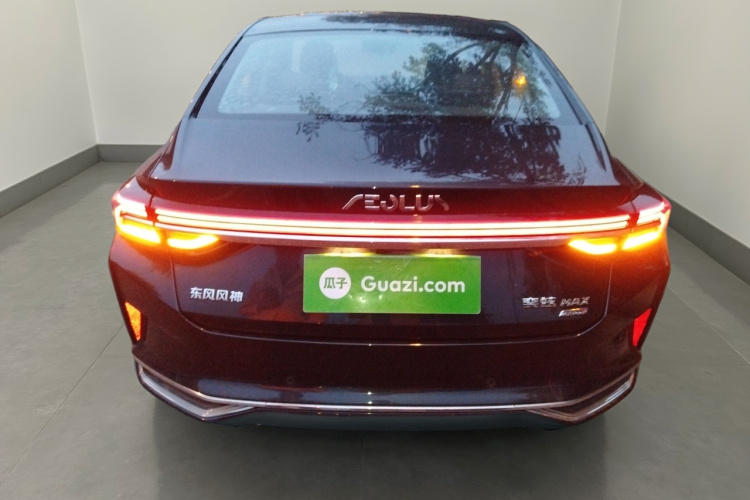 东风风神 奕炫MAX 2021款 1.5T 超级辣爸版车身外观6