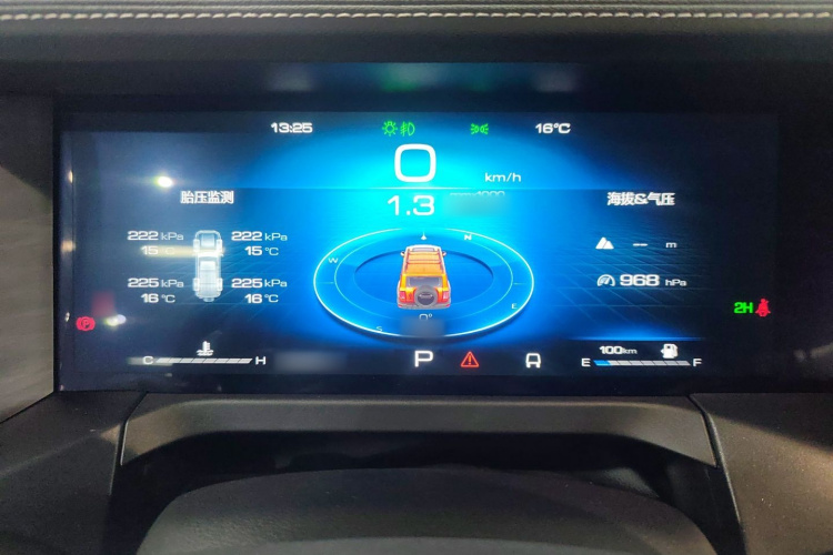 坦克300 2024款 2.0T 征服者局部细节14